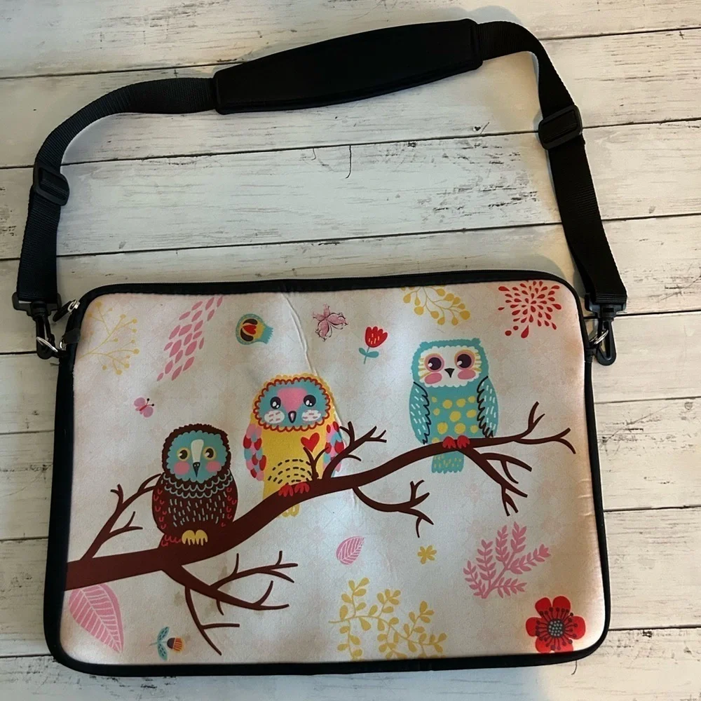 Meffort Inc Novelty Owl Neoprene Laptop Computer Sleeve Case Bag w Hidden Handle